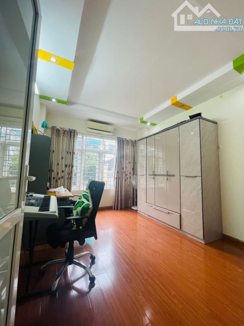 BÁN NHÀ PHÂN LÔ, Ô TÔ, HOÀNG QUỐC VIỆT, CẦU GIẤY, DT 40M, 5 TẦNG, MT4M, GIÁ NHỈNH 14 TỶ - 4