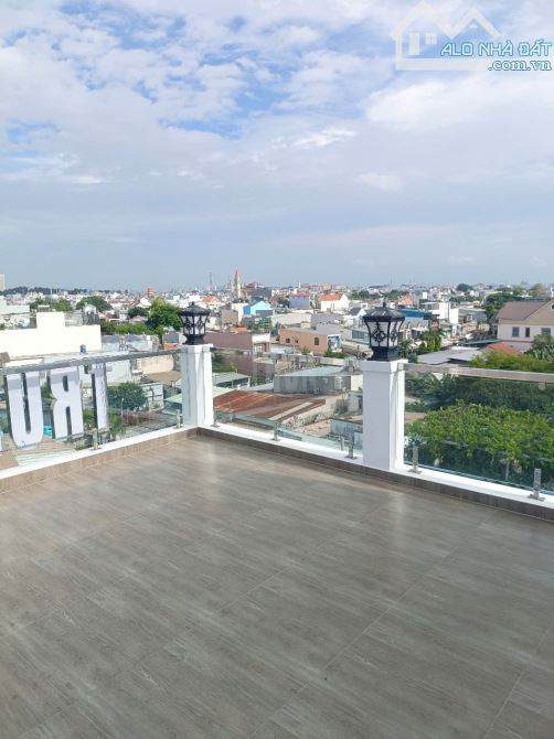NHÀ ĐẸP 2 MẶT TIỀN MỸ HUỀ. VỊ TRÍ VÍP TK HIỆN ĐẠI CÓ THANG MÁY. SHR FULL THỔ - 4
