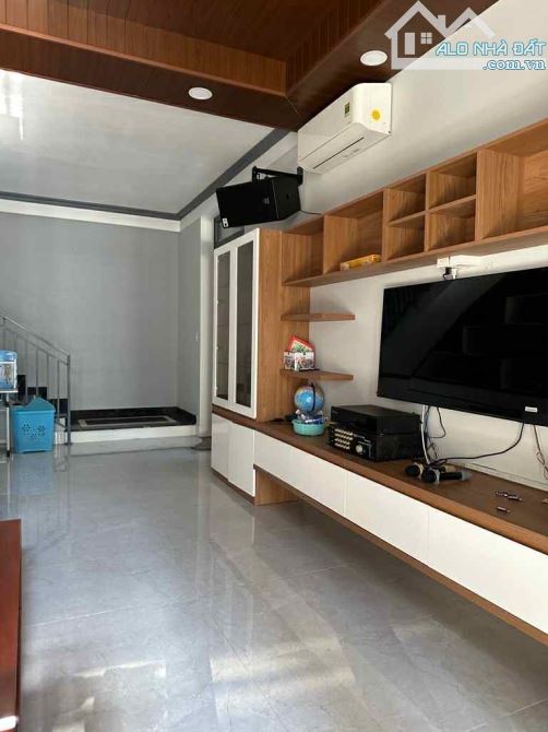 Bán nhà phố 2 tầng- 115m2- hẻm ô tô,8 tỷ TL,đường Huỳnh Tấn Phát,Quận 7 - 4
