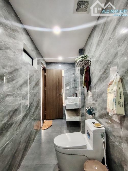 Bán nhà phố Trạm 6 tầng thang máy, full nội thất, gần phố giá hơn 11 tỷ - 4