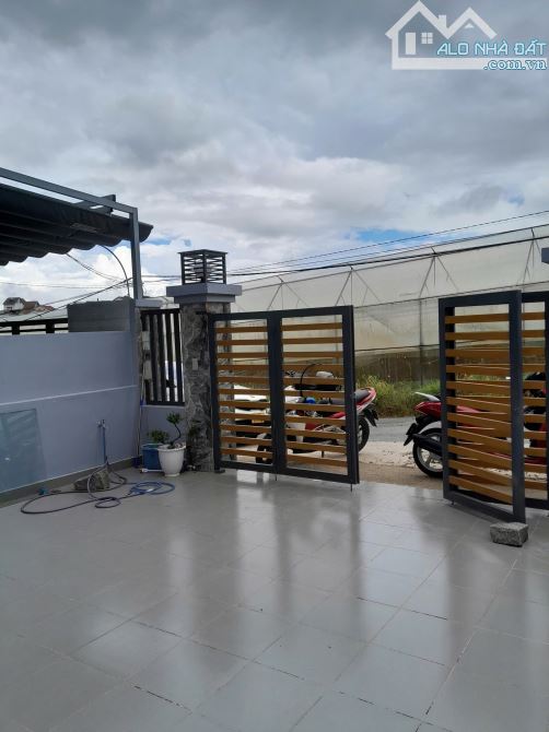 CẦN BÁN CĂN NHÀ MẶT TIỀN ĐƯỜNG TẠI P8 TP ĐÀ LẠT - 4