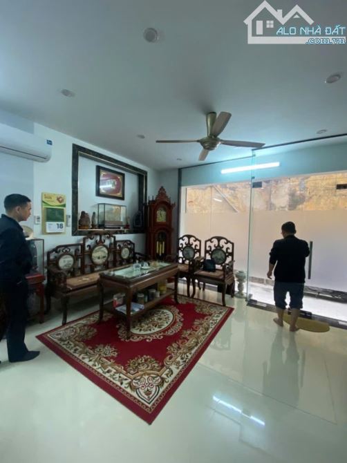 BÁN NHÀ TRẦN QUỐC VƯỢNG DIỆN TÍCH 56M GIÁ 11 TỶ 6 TẦNG NỞ HẬU THANG MÁY - 4