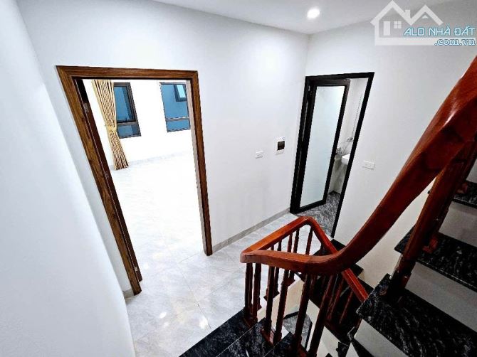Bán nhà Phúc Lý, 5 tầng ngõ thông ôtô, gần UBND Quận, ĐL Tây Thăng Long cực gần giá 5,7 tỷ - 4