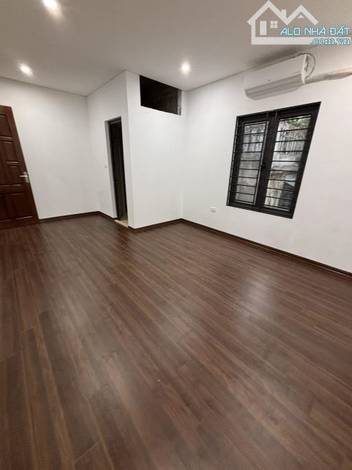 LÒ ĐÚC, QUẬN HAI BÀ TRƯNG, Ở SƯỚNG, 1 NHÀ RA PHỐ, KINH DOANH 43M2,5 TẦNG. - 4