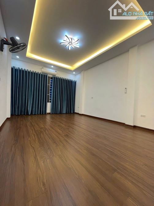 CẦN BÁN NHÀ ĐẸP Ở NGAY NGÕ RỘNG THÔNG THOÁNG NHIỀU TIỆN ÍCH  HOÀNG MAI 35M5T 7,8 TỶ - 4