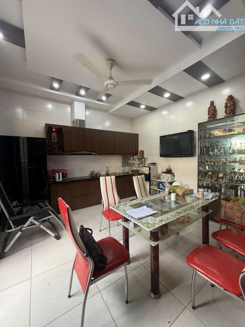 Bán Biệt Thự Hương Lộ 2, 150m2, ngang 12x13m, 3 Tầng, 6PN, đường ÔTÔ nhựa 6m,full nội thất - 4
