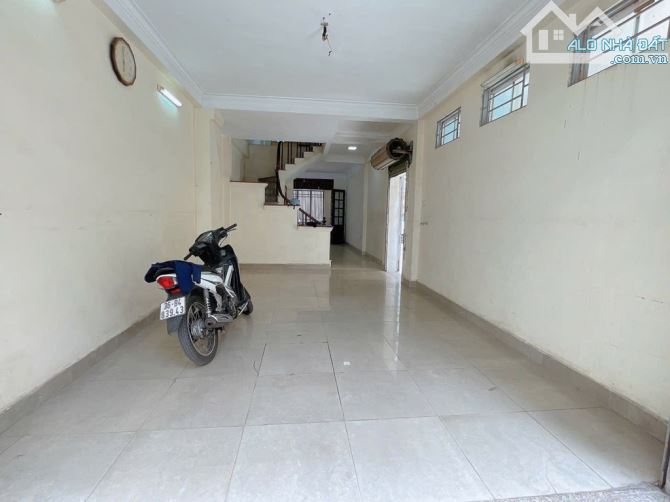 Hiếm có nhà phân lô, lô góc, 62m2 x 5 tầng, 3 thoáng, 2 gara ô tô, giá chỉ 22 tỷ - 3