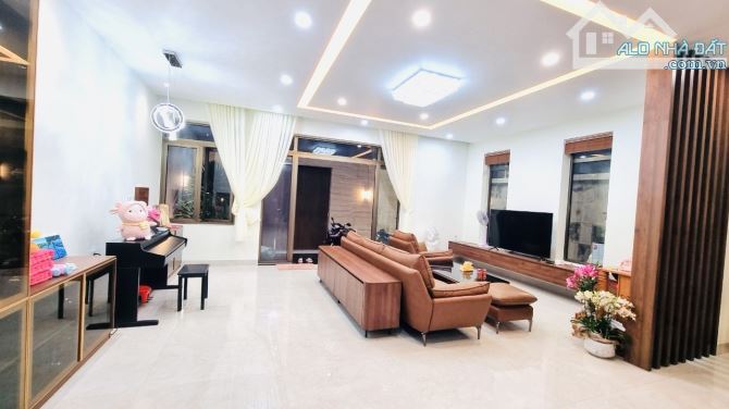 Biệt Thự Hồ Bơi Sân Vườn 223m2(11mx20m) Trệt 2 Lầu-An Phú An Khánh,Q2-Giá 56 Tỷ - 5