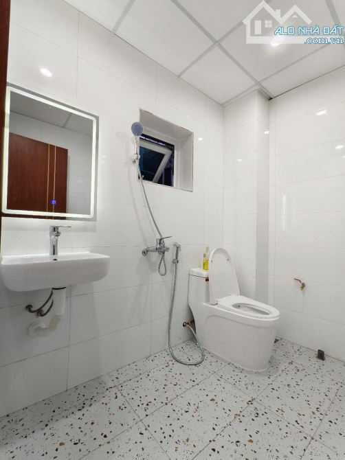 Căn hộ chung cư tập thể Tây Kết. Đầm Trấu. Hai Bà Trưng. Hà Nội. Phân lô. Ô tô tránh 110m - 5
