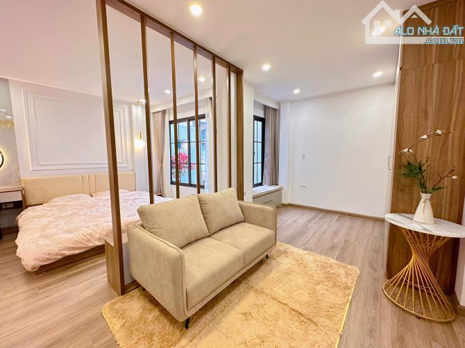 Bán gấp Nhà Cầu Giấy 70M lô góc cách phố 20M ô tô chỉ 15.2 tỷ - 5