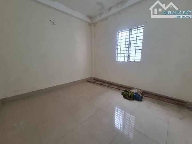 Liền Kề Mặt Tiền Trường Sa - Hẻm Xe Hơi Đẹp - 5