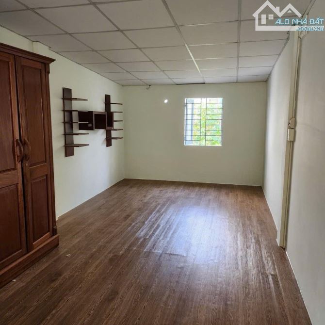 Bán nhà Quận 2, Nguyễn Duy Trinh, 65m2, 7 tr/th, sổ vuông đẹp, 4.xx tỷ - 5
