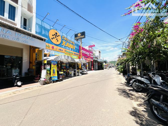NHÀ CẤP 4 XÁCH VALI VÀO Ở NGAY  HẺM XE HƠI THÔNG, NGAY TRƯỜNG SA, 237M2, GIÁ 1,X TỶ - 5