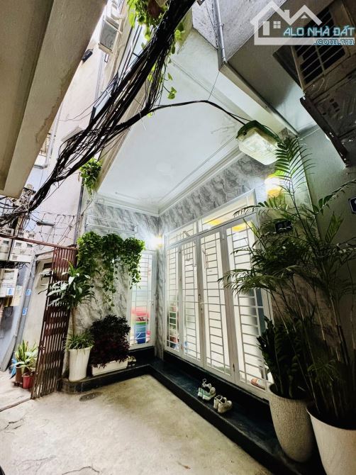 TRẦN ĐẠI NGHĨA, QUẬN HAI BÀ TRƯNG, 23M2,5 TẦNG, GẦN PHỐ, KINH DOANH. - 5