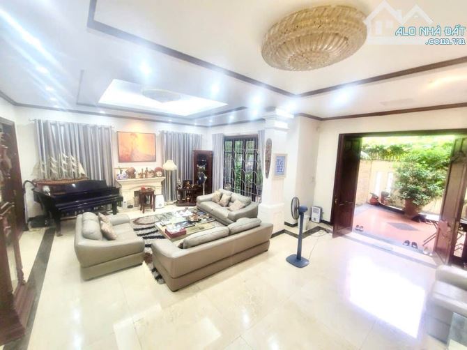 Bán Biệt thự Lưu Hữu Phước - Mỹ Đình lô góc DT: 130mx4 tầng giá: 70 tỷ (TL) - 5