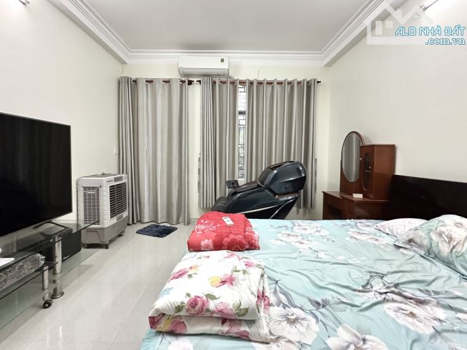 Bán nhà mặt tiền kinh doanh - Vũ Ngọc Phan P13 Bình Thạnh - 74m2 - 4 Tầng - 15 tỷ TL - 5