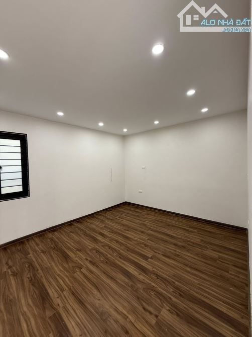 SIÊU PHẨM TRẦN KHÁT CHÂN, QUẬN HAI BÀ TRƯNG 47M2,4 TẦNG, 1 NHÀ RA PHỐ, TẶNG FULL NỘI THẤT. - 5
