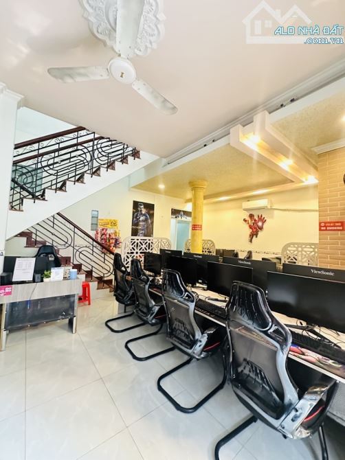 Bán Biệt Thự Hương Lộ 3, 140m2, ngang 7x20m, 3 tầng, đường nhựa ÔTÔ 8m, kế bên EON Tân Phú - 5