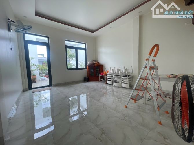 Bán nhà 3 tầng hẻm Trần Phú 90m2 - 6