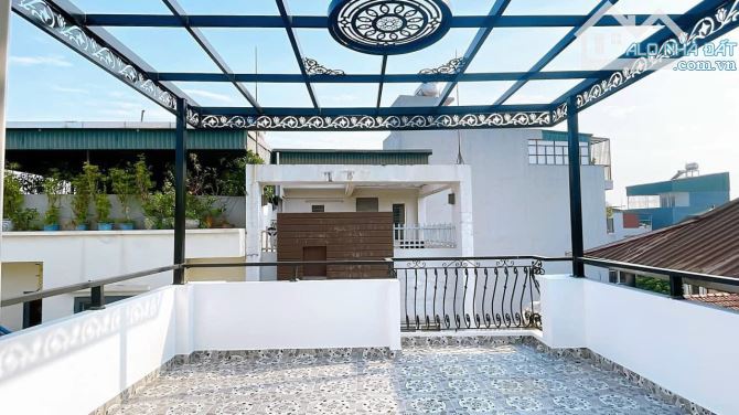 Ông anh nhờ bán Nhà Nguyễn Văn Huyên 68M lô góc ngay ngã 3 Cầu Giấy - 6