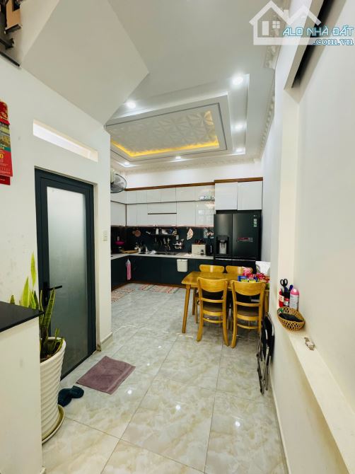 Bán nhà 50m2, Hẻm rộng 10m, Đường Đào Tông Nguyên Nhà Bè Tp.HCM, Giá 6,5 tỷ - 6