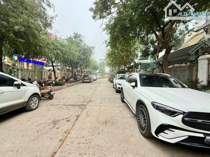 CỰC HIẾM- Phân lô - Siêu Phẩm KHU A Geleximco- 120m2 - Veiw Vườn hoa - Vỉa hè RỘNG - 6