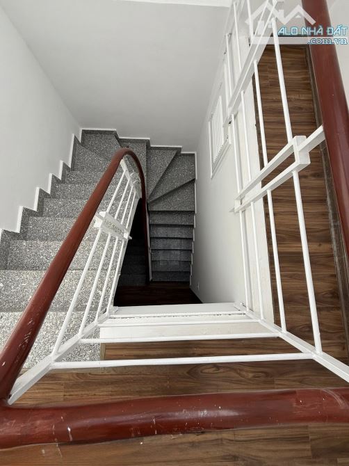 SIÊU PHẨM TRẦN KHÁT CHÂN, QUẬN HAI BÀ TRƯNG 47M2,4 TẦNG, 1 NHÀ RA PHỐ, TẶNG FULL NỘI THẤT. - 6