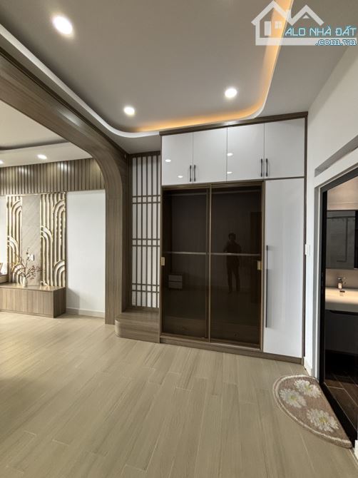 NHÀ MỚI ĐẸP 6 TẦNG - THANG MÁY - XE HƠI NGỦ NHÀ - KPL ĐỒNG BỘ VIP 137 ĐƯỜNG SỐ 59 - 6