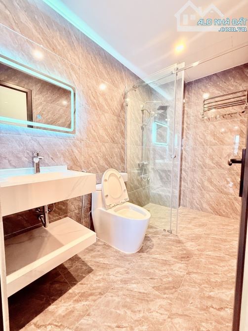 Bán nhà đẹp Thanh Xuân Bắc! Phân lô cán bộ, ô tô vào nhà, thang máy, ~50m2 x 8 tầng 16..tỷ - 5