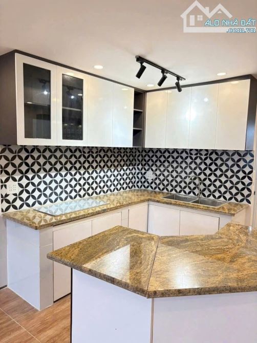 BÁN NHÀ TRỆT LỬNG TIẾP GIÁP ĐƯỜNG SỐ 4 KDC ĐẠI NGÂN - 7