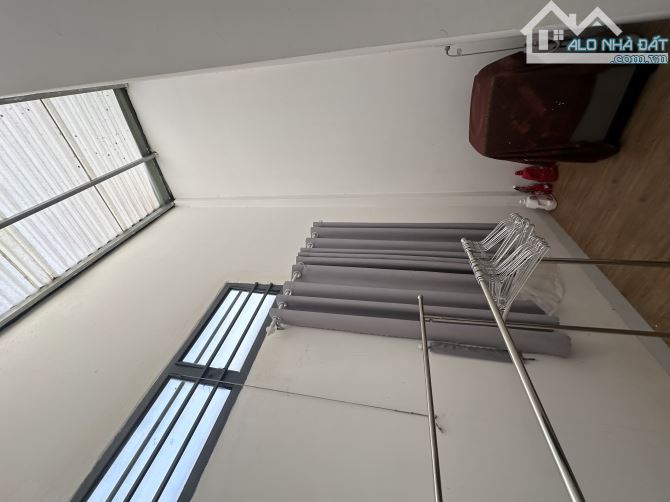 Nhà HXH 4x18 - 68.3m2 gần Ngã tư chợ Đồn . Có thể dọn vô ở liền - 7