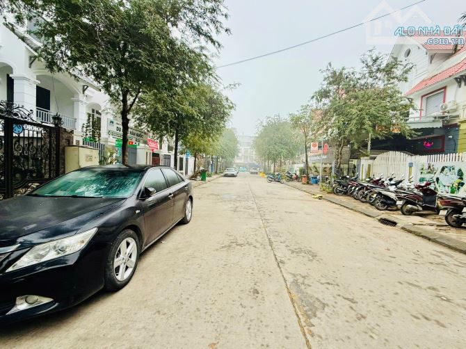 CỰC HIẾM- Phân lô - Siêu Phẩm KHU A Geleximco- 120m2 - Veiw Vườn hoa - Vỉa hè RỘNG - 7