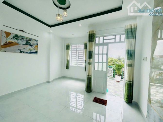 Nhà Mới 1 Lầu 4,5 x 12m, Full Nội Thất Ngay Lộc Hậu. Kdc Đông . Sổ Hồng Riêng - 8
