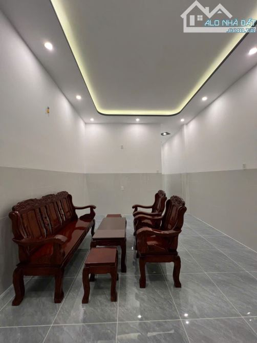 💎 Nhà Đẹp mới xây (4 x 28m) hẻm xe hơi Thủ Khoa Huân trung tâm TP Gò Công - 8