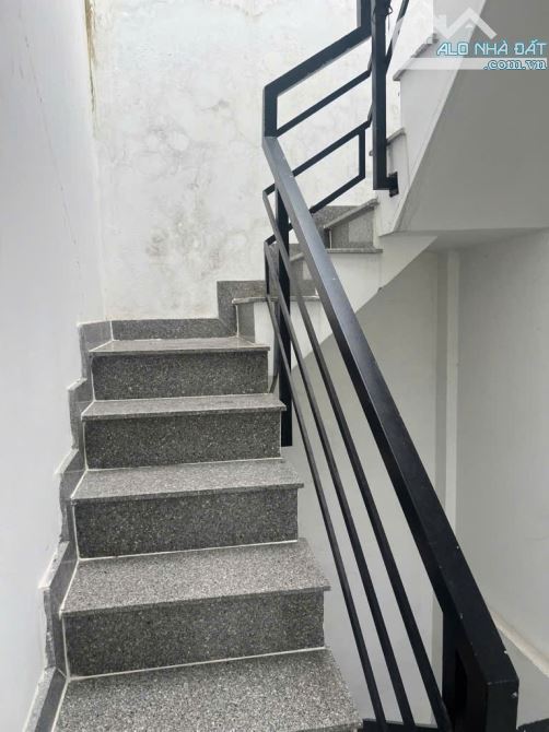 Bán nhà Quận 2, Nguyễn Duy Trinh, 65m2, 7 tr/th, sổ vuông đẹp, 4.xx tỷ - 8