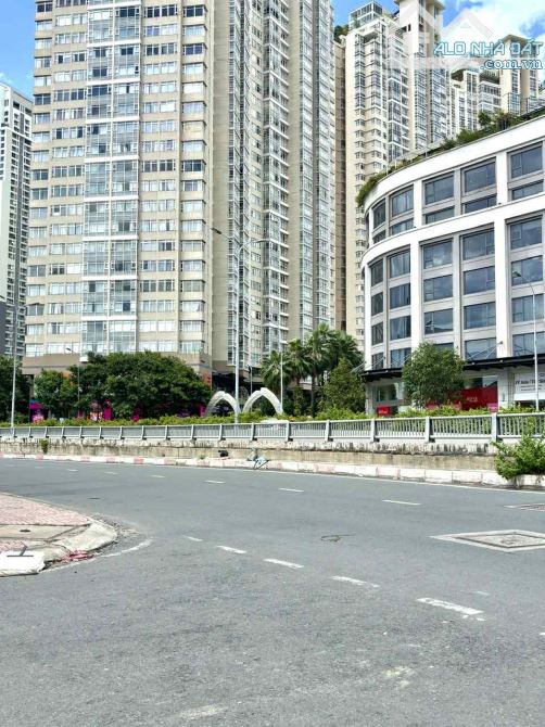 SÁT MẶT TIỀN NGAY NGUYỄN HỮU CẢNH VIEW LANDMARK - 257M2 NỞ HẬU TÀI LỘC 2 LẦU 4PN - 8