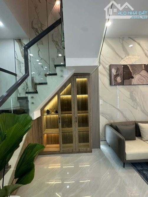 🏚️🔥QUẬN 6 - NHÀ MỚI ĐẸP 100%-3 TẦNG ĐƯỜNG TÂN HOÀ ĐÔNG- 31M2 . GIÁ 💰4,8 tỷ - 8