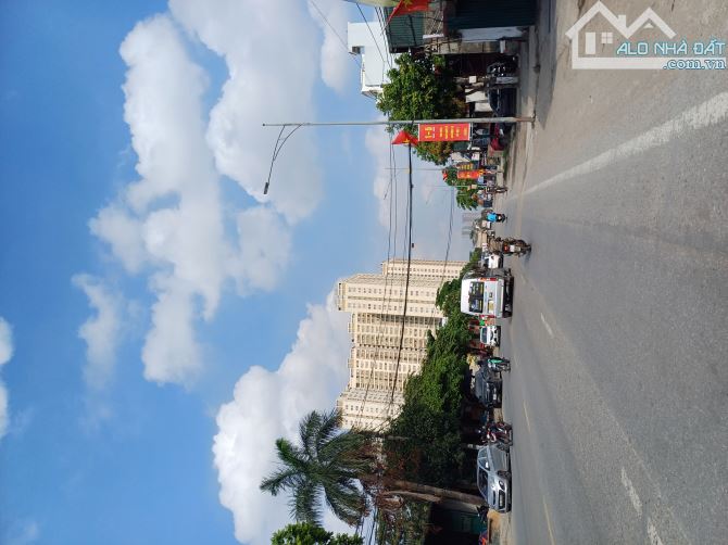 ĐẤT XUÂN PHƯƠNG 50M2, PHÂN LÔ Ô TÔ 7 CHÔ, QUA NHÀ , KINH DOANH GIÁ F0