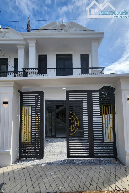 NHÀ LẦU ĐÚC KIÊN CỐ 2TY150 THƯƠNG LƯỢNG