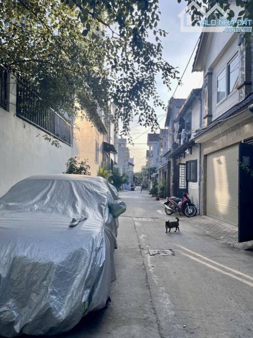 Bán Nhà 4 tầng Khu Phân Lô QL1A, phường AN PHÚ ĐÔNG,Q12, dt 200m²(12x19). Hẻm 8m.💰7,6tỷ