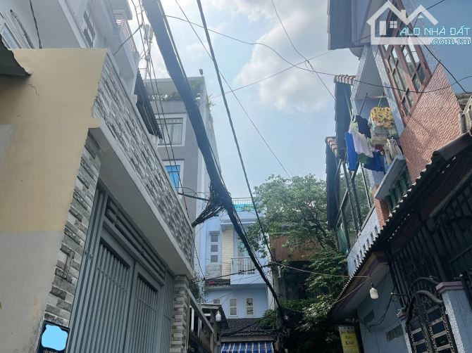 Bán nhà hẻm xe hơi-Lũy Bán Bích- Tân Phú-56m2- giá chỉ 5.3ty3- giá rẻ trong khu vực