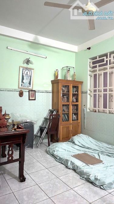 Chủ gấp bán nhà 78m2.3 tầng đường số 2.BHHB. Bình Tân. Chỉ4.9