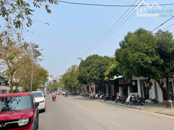 BÁN 669 M2 ĐẤT 2 MẶT TIỀN KINH DOANH ĐƯỜNG TRƯỜNG CHINH, TP HUẾ
