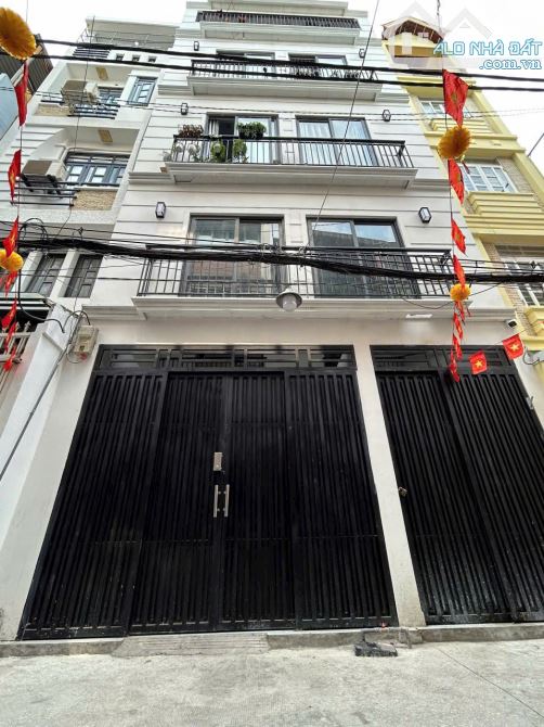 “Bán nhà 390A/27-29 Nguyễn Đình Chiểu, Q3 DT 6x10 5 lầu CHDV   – chỉ 19,9 tỷ!”
