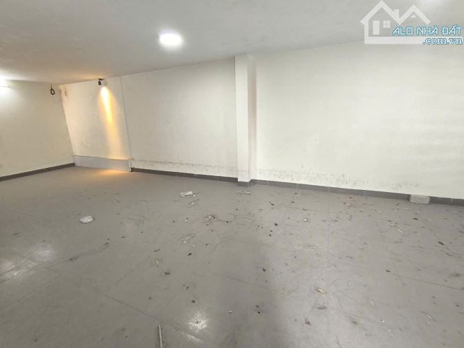 Bán nhà Hoa Lâm,Việt Hưng,Long Biên 104m2 xây 7 tầng , thang máy gara ôtô, ô tô tránh