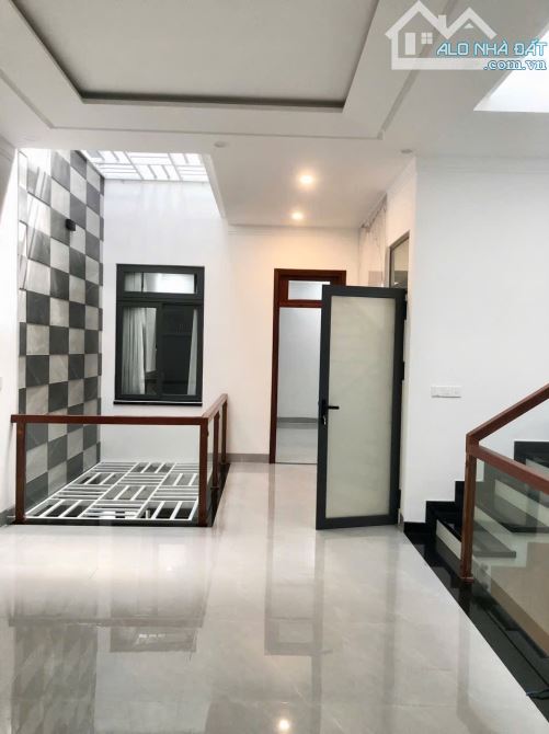 Bán Nhanh Nhà MT Phan Đăng Lưu - Metroll Vip