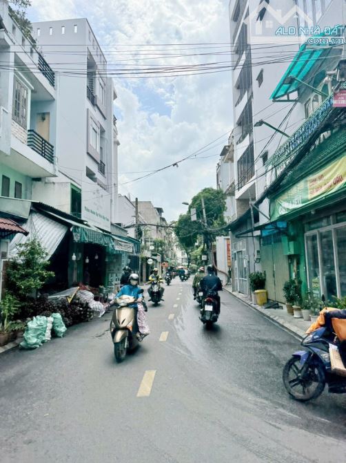 PHAN HUY ÍCH P15 TÂN BÌNH ,4 × 15 ,XE HƠI TỚI NHÀ ,GẦN SÂN BAY ,CHỢ ,CHỈ 3 TỶ 300TR