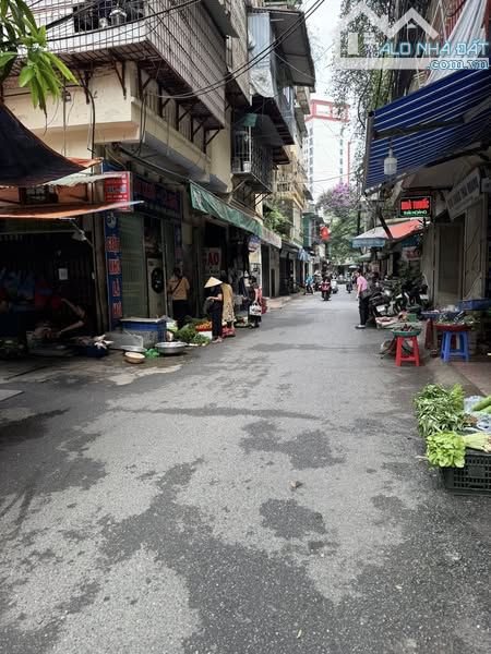 Bán nhà phố Nguyễn Quý Đức, quận Thanh Xuân, DT 145m2, MT 7m ngõ oto tránh. Giá 47 tỷ