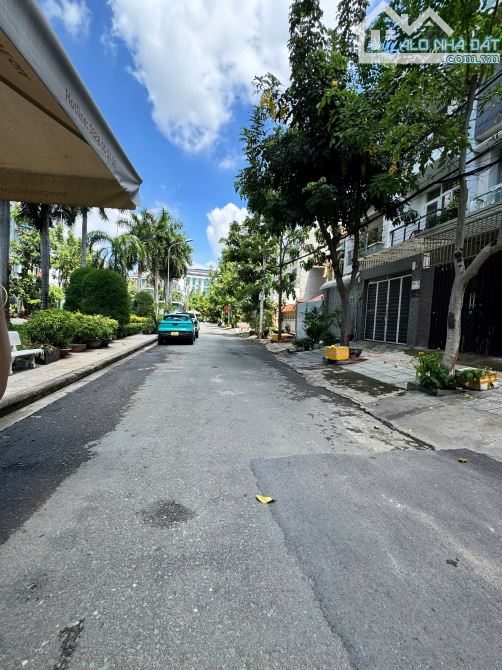 Giá tốt đầu tư! Bán lô đất ngang 6m ngay Đh Văn Lang-Đặng Thùy Trâm p.13 Bình Thạnh, 120m2