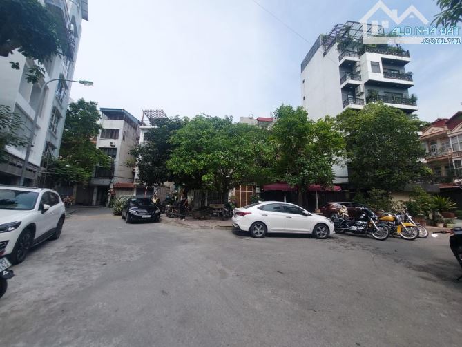Bán nhà Phân lô - Phố Lâm Hạ - LONG BIÊN - DT 81m 5t